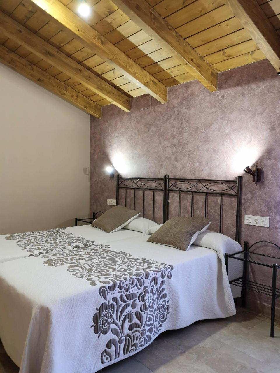 Casa Rural Abascal Cella Εξωτερικό φωτογραφία